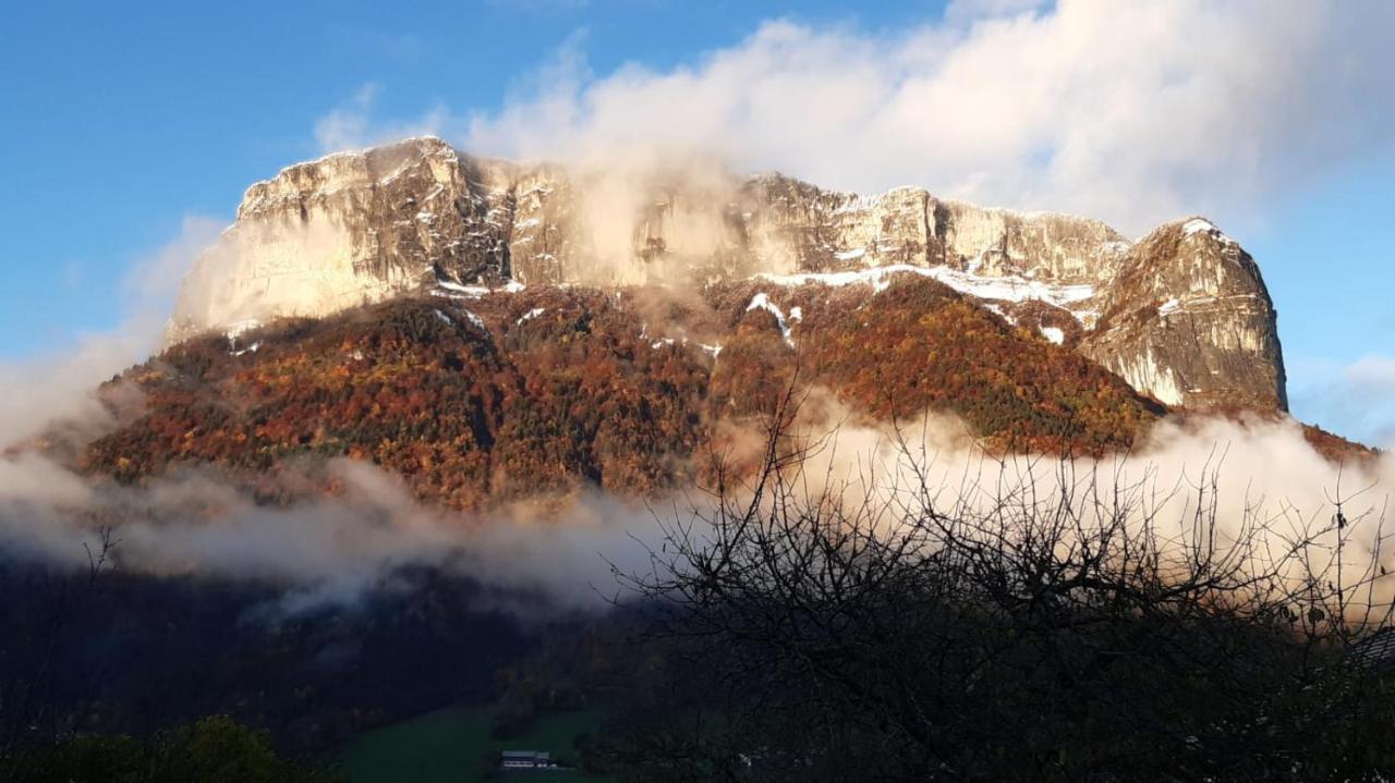 Le Gite De La Maison Soleil, Entre Lac Et Montagne Alex Exteriör bild